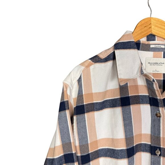 Abercrombie & Fitch Oversized Plaid Button-Up Shirt in Neutral Beige and Navy - Picture 2 of 8